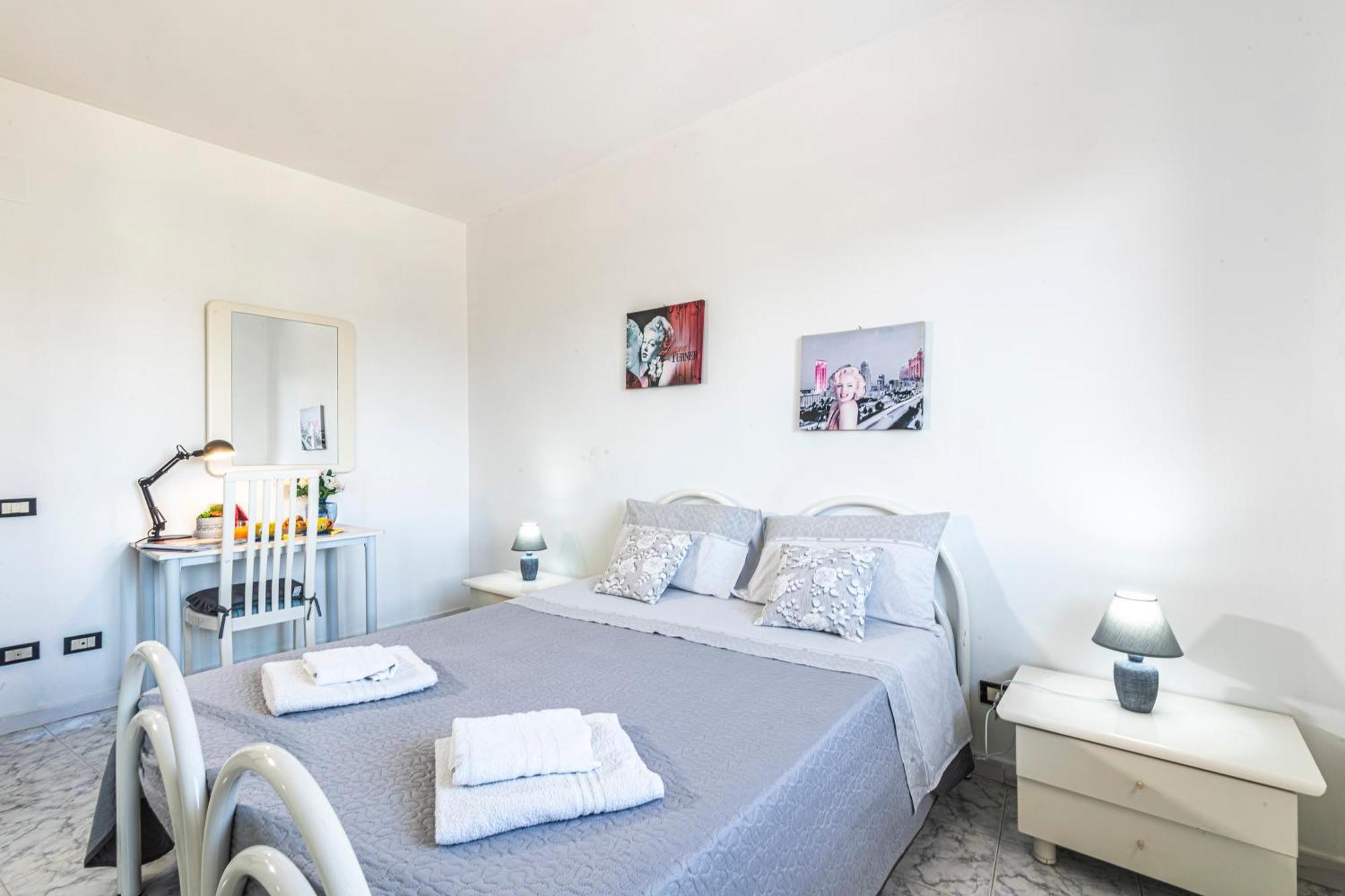 Happy Grey House - Happy Apartment *